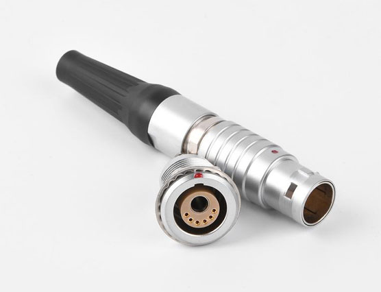1689315037864820.jpg 信號混裝航空插頭-內(nèi)窺鏡用2B6芯+1同軸連接器-M15推拉自鎖航插37.jpg